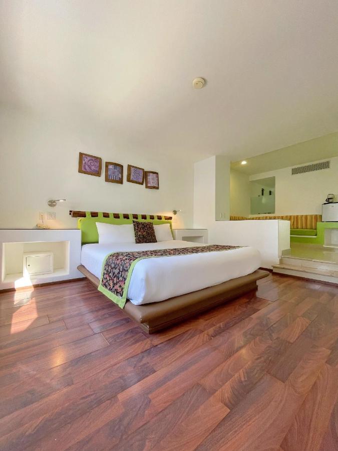 Seven Crown Express & Suites By Kavia Cabo San Lucas Eksteriør billede