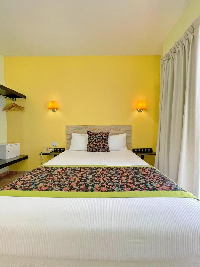 Seven Crown Express & Suites By Kavia Cabo San Lucas Eksteriør billede