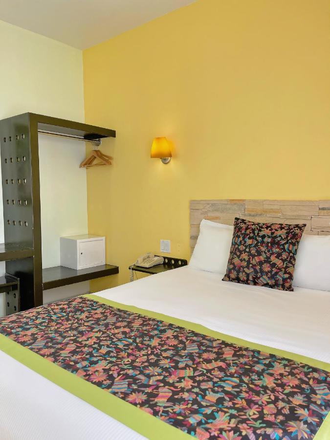Seven Crown Express & Suites By Kavia Cabo San Lucas Eksteriør billede