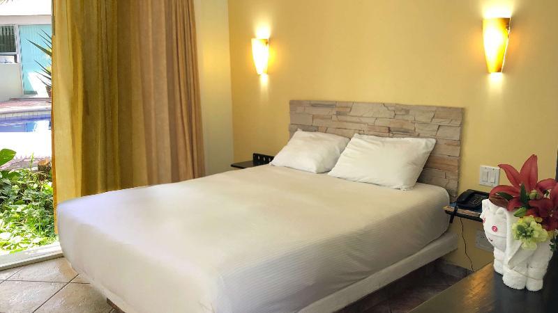 Seven Crown Express & Suites By Kavia Cabo San Lucas Eksteriør billede